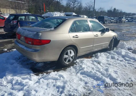 2005 Honda Accord 2.4 Ex z USA, uszkodzony, nr VIN 1HGCM56705A010646